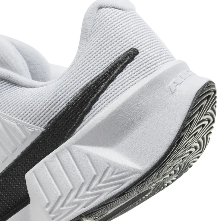 Nike Men's GP Challenge Pro Hard Court Tennis Shoes in White | FB3145-100 - Image 8