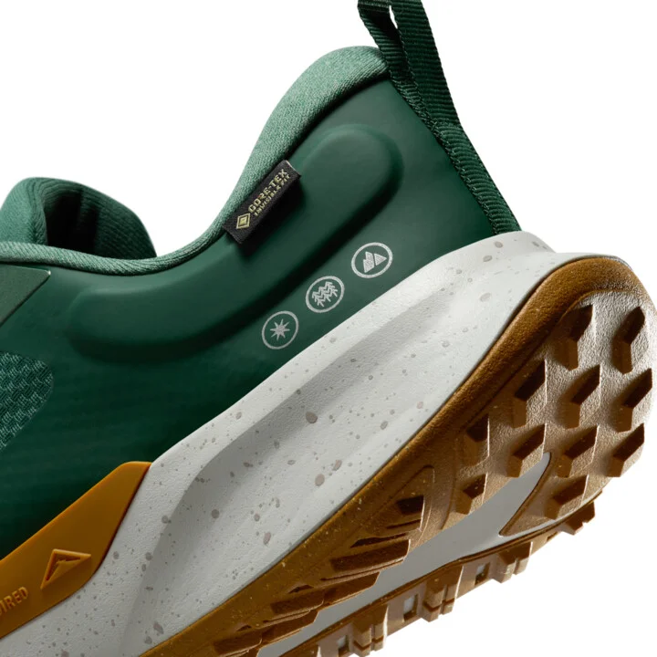 Nike Men's Juniper Trail 2 GORE-TEX Waterproof Trail Running Shoes in Green | HM9734-301 - Image 8
