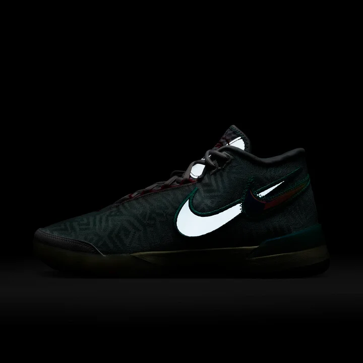 Nike Men's LeBron NXXT Genisus Basketball Shoes in White | HF0712-101 - Image 9