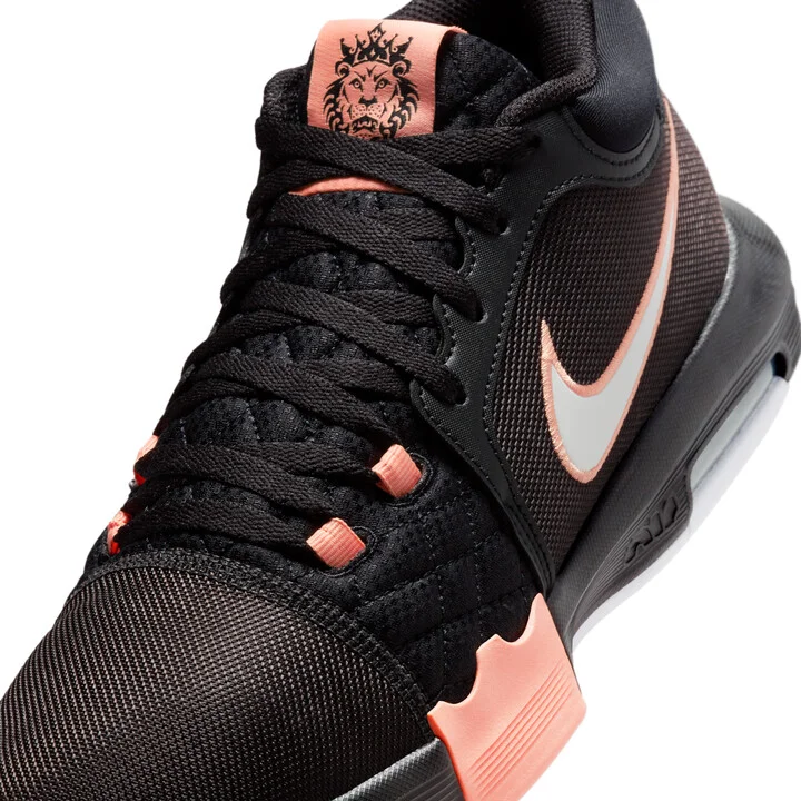 Nike Men's LeBron Witness VIII Basketball Shoes in Black | HQ2139-001 - Image 7