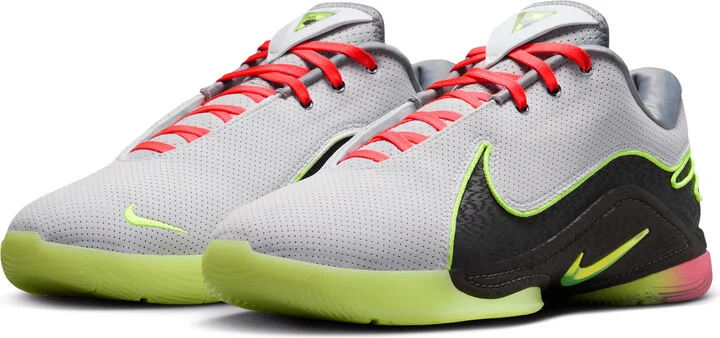 Nike Men's LeBron XXII Basketball Shoes in White | FZ1094-101 - Image 5