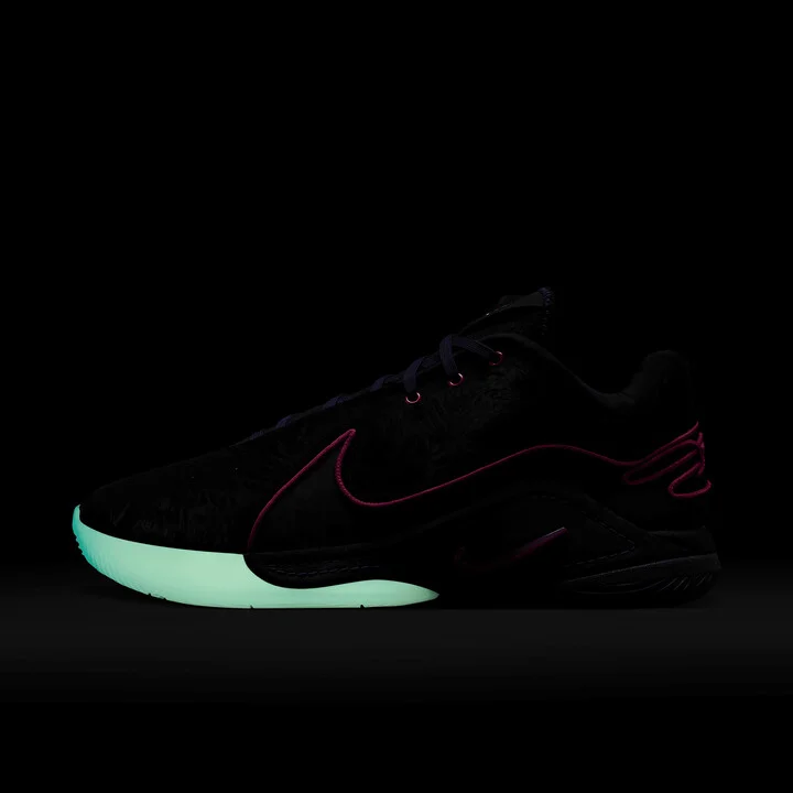 Nike Men's LeBron XXII "Tunnel Vision" Basketball Shoes in Black | FZ1094-001 - Image 11