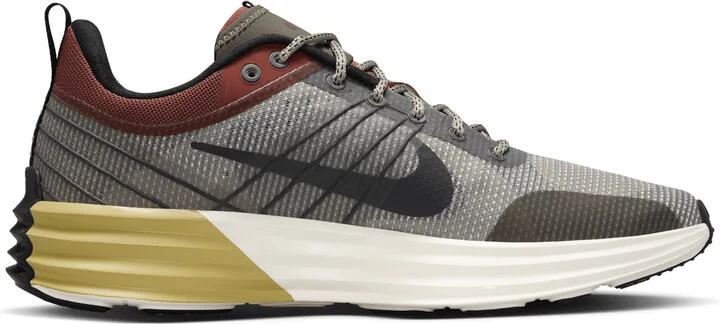 Nike Men's Lunar Roam SE Shoes in Green | FZ8116-300 - Image 3