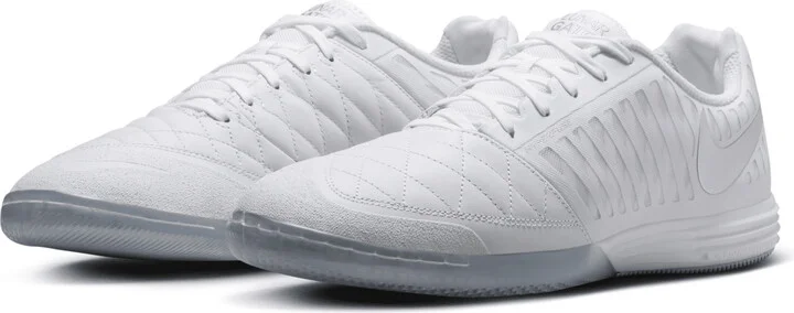 Nike Men's Lunargato II Indoor/Court Low-Top Soccer Shoes in White | 580456-105 - Image 5