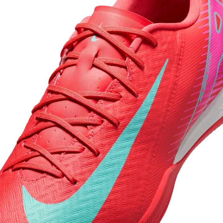 Nike Men's Mercurial Vapor 16 Academy Indoor/Court Low-Top Soccer Shoes in Red | FQ8434-800 - Image 7