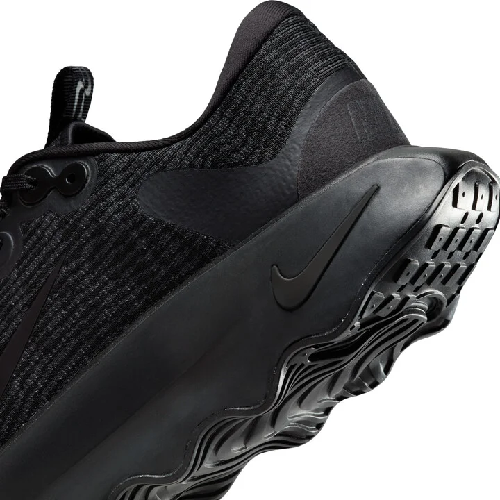 Nike Men's Motiva Walking Shoes in Black | DV1237-003 - Image 8