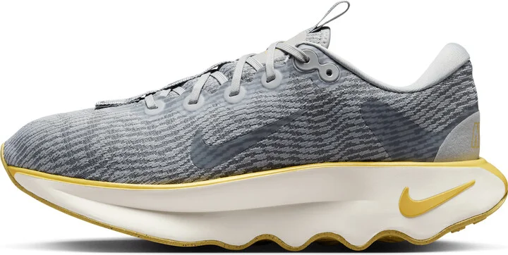 Nike Men's Motiva Walking Shoes in Grey | DV1237-005