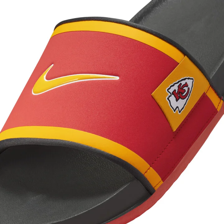 Nike Men's Offcourt (Kansas City Chiefs) Offcourt Slides in Red | FN3050-600 - Image 6