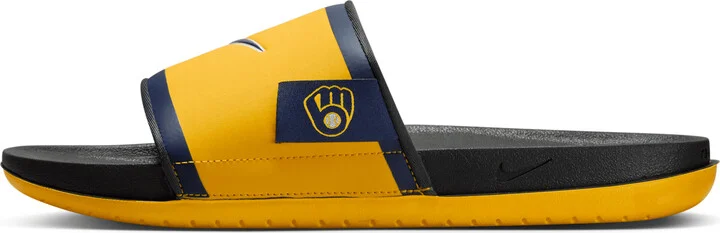 Nike Men's Offcourt (Milwaukee Brewers) Offcourt Slides in Yellow | FN2701-700 - Image 2
