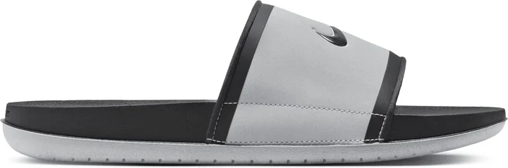 Nike Men's Offcourt (New York Yankees) Offcourt Slides in Grey | FN4487-001 - Image 4