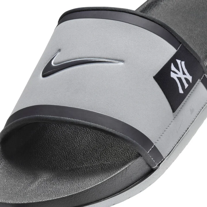 Nike Men's Offcourt (New York Yankees) Offcourt Slides in Grey | FN4487-001 - Image 6