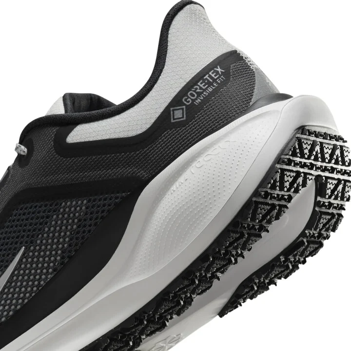 Nike Men's Pegasus 41 GORE-TEX Waterproof Road Running Shoes in Black | FQ1356-002 - Image 8