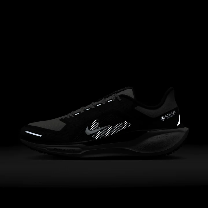 Nike Men's Pegasus 41 GORE-TEX Waterproof Road Running Shoes in Black | FQ1356-002 - Image 11