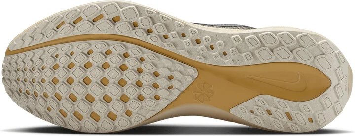 Nike Men's Pegasus 41 PRM Road Running Shoes in Brown | HV4327-299 - Image 2