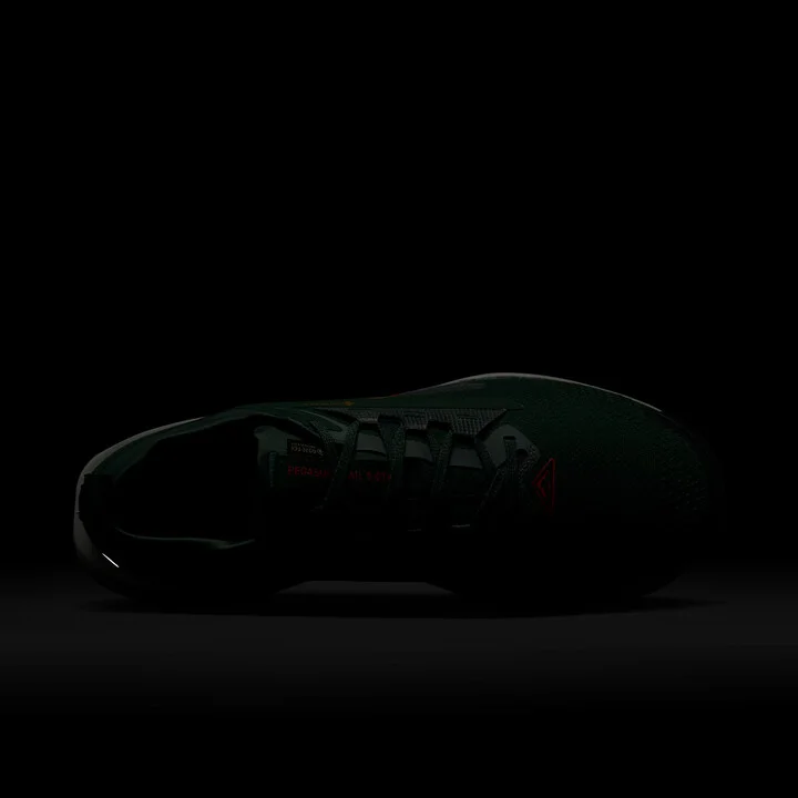 Nike Men's Pegasus Trail 5 GORE-TEX Waterproof Trail Running Shoes in Green | FQ0908-301 - Image 9