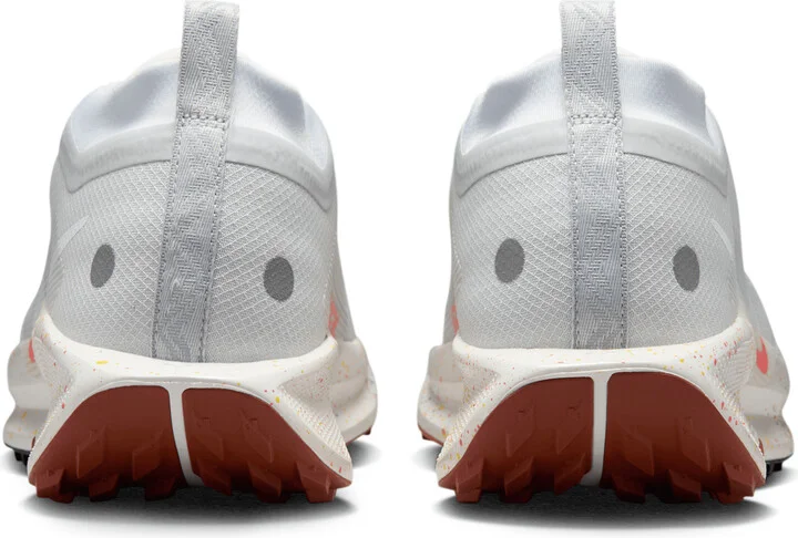 Nike Men's Pegasus Trail 5 GORE-TEX Waterproof Trail Running Shoes in Grey | FQ0908-009 - Image 6