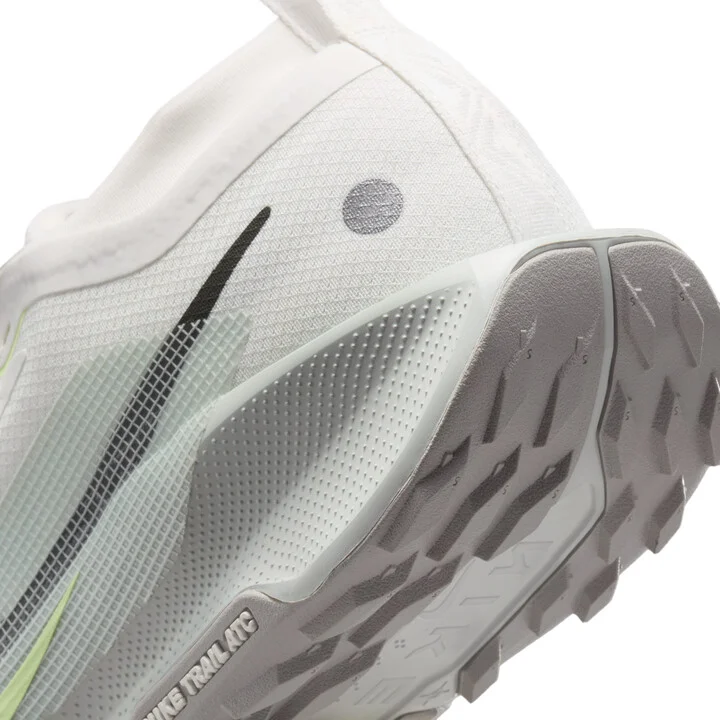 Nike Men's Pegasus Trail 5 GORE-TEX Waterproof Trail Running Shoes in White | FQ0908-102 - Image 8