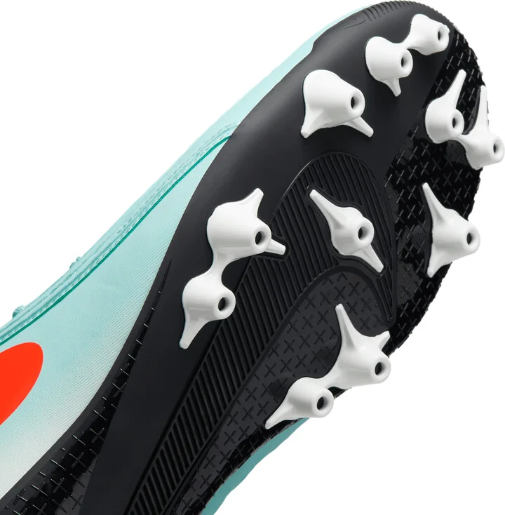Nike Men's Phantom Luna 2 Academy AG High-Top Soccer Cleats in Green | FJ2585-300 - Image 7