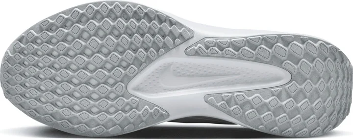 Nike Men's Quest 6 Road Running Shoes in White | FD6033-100 - Image 2