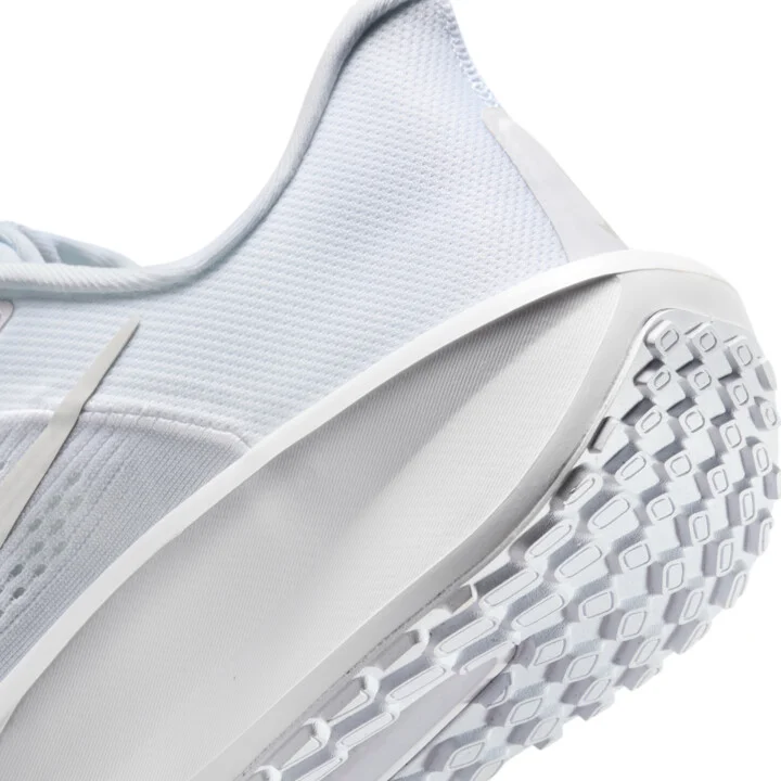 Nike Men's Quest 6 Road Running Shoes in White | FD6033-106 - Image 8