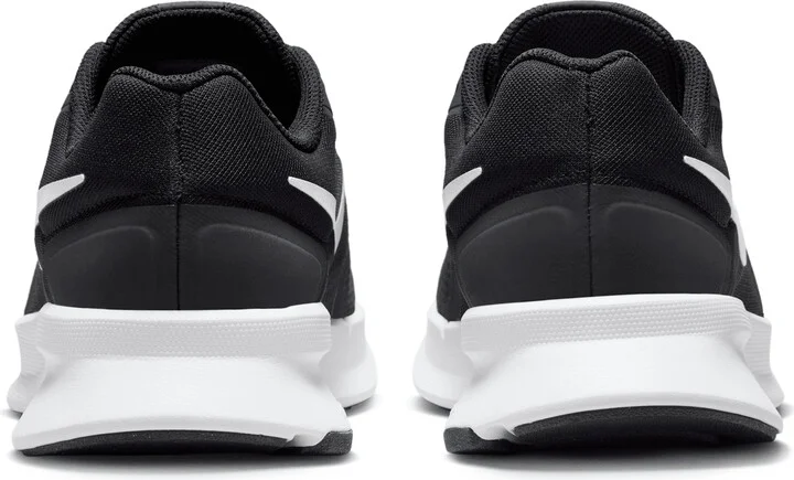 Nike Men's Run Swift 3 Road Running Shoes (Extra Wide) in Black | FZ9666-001 - Image 6