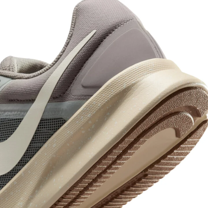 Nike Men's Run Swift 3 Road Running Shoes in Grey | DR2695-013 - Image 8