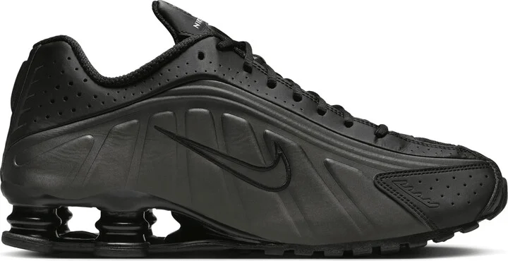 Nike Men's Shox R4 Shoes in Black | HQ1988-001 - Image 3