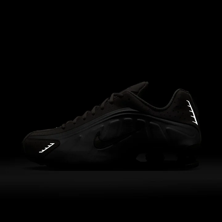 Nike Men's Shox R4 Shoes in Grey | HQ1988-200 - Image 11