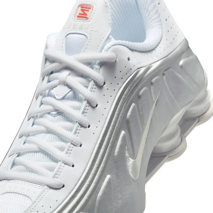 Nike Men's Shox R4 Shoes in White | HQ1988-101 - Image 7