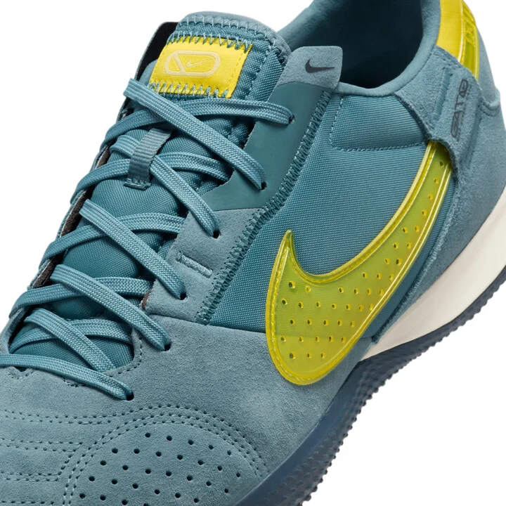 Nike Men's Streetgato Low-Top Soccer Shoes in Blue | DC8466-004 - Image 7