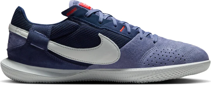 Nike Men's Streetgato Low-Top Soccer Shoes in Purple | DC8466-500 - Image 3