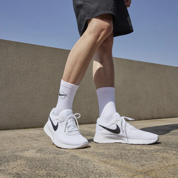 Nike Men's Tanjun Shoes in White | DJ6258-100 - Image 2