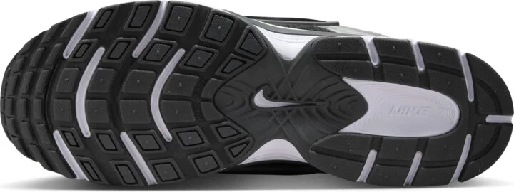 Nike Men's V5 RNR Shoes in Black | HJ5228-004 - Image 2