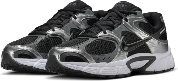 Nike Men's V5 RNR Shoes in Black | HJ5228-004 - Image 5