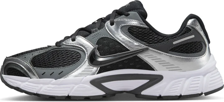 Nike Men's V5 RNR Shoes in Black | HJ5228-004