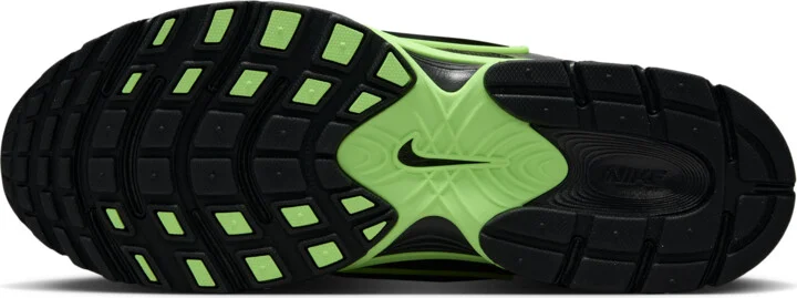 Nike Men's V5 RNR Shoes in Black | HJ5228-005 - Image 2