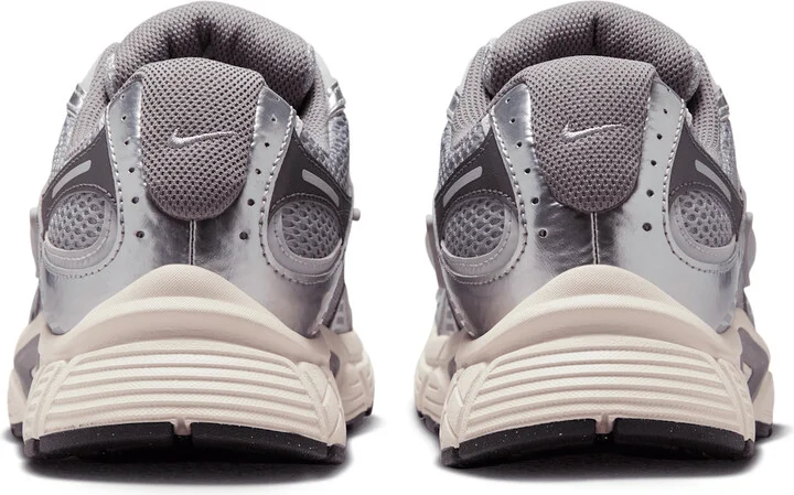Nike Men's V5 RNR Shoes in Grey | HJ5228-003 - Image 6