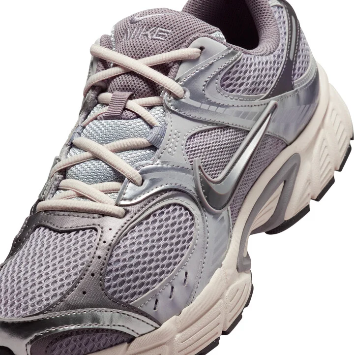 Nike Men's V5 RNR Shoes in Grey | HJ5228-003 - Image 7