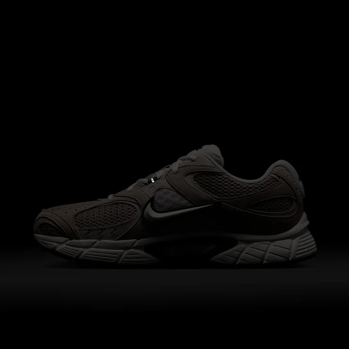Nike Men's V5 RNR Shoes in Grey | II6292-001 - Image 11