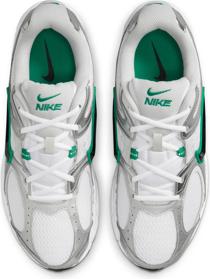 Nike Men's V5 RNR Shoes in White | HJ5228-100 - Image 4