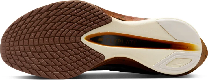 Nike Men's Vaporfly 4 Road Racing Shoes in Brown | IH4453-220 - Image 2