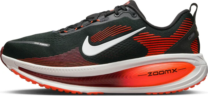 Nike Men's Vomero 18 Road Running Shoes (Extra Wide) in Black | IF0514-003