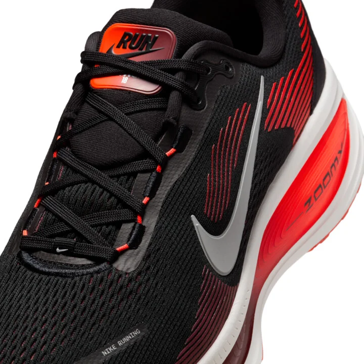 Nike Men's Vomero 18 Road Running Shoes in Black | HM6803-008 - Image 7