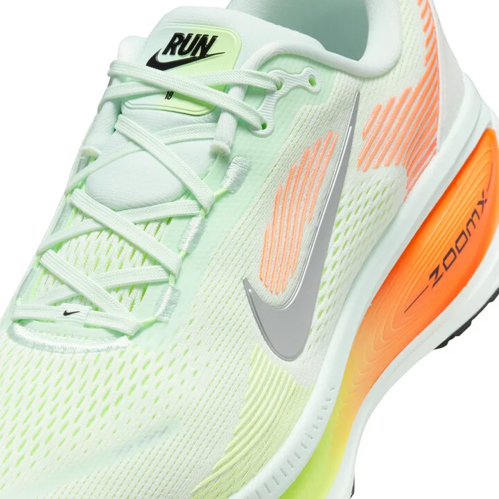 Nike Men's Vomero 18 Road Running Shoes in Green | HM6803-300 - Image 7