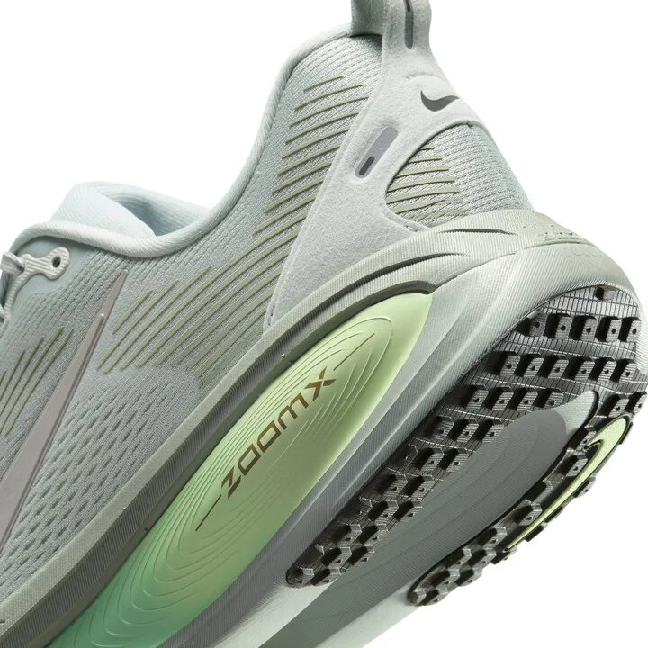 Nike Men's Vomero 18 Road Running Shoes in Grey | HM6803-002 - Image 8