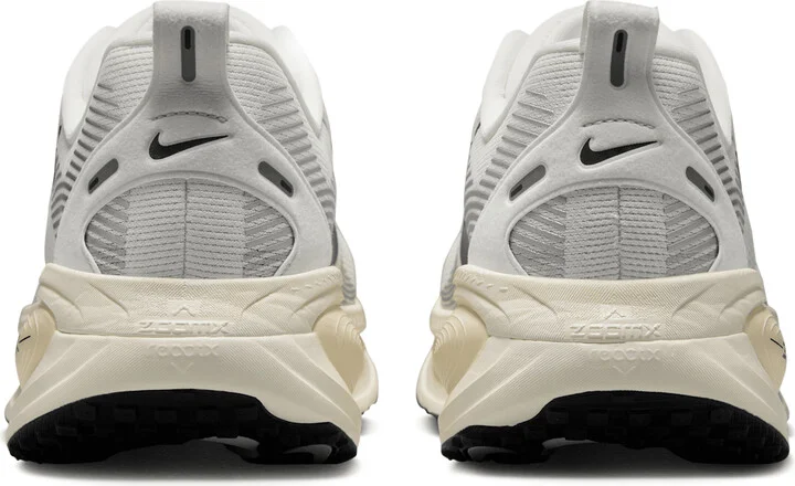 Nike Men's Vomero 18 Road Running Shoes in White | HM6803-101 - Image 6