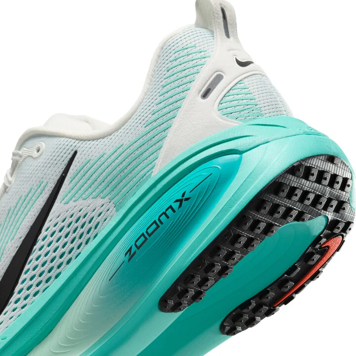 Nike Men's Vomero 18 Road Running Shoes in White | HM6803-103 - Image 8