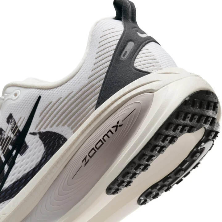 Nike Men's Vomero 18 Road Running Shoes in White | IB5726-100 - Image 8