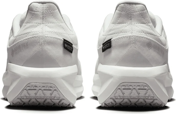 Nike Men's Winflo 11 GORE-TEX Waterproof Road Running Shoes in White | FQ1358-101 - Image 6