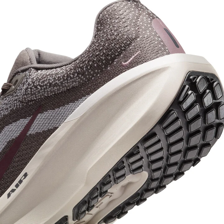 Nike Men's Winflo 11 Road Running Shoes in Grey | FJ9509-200 - Image 8